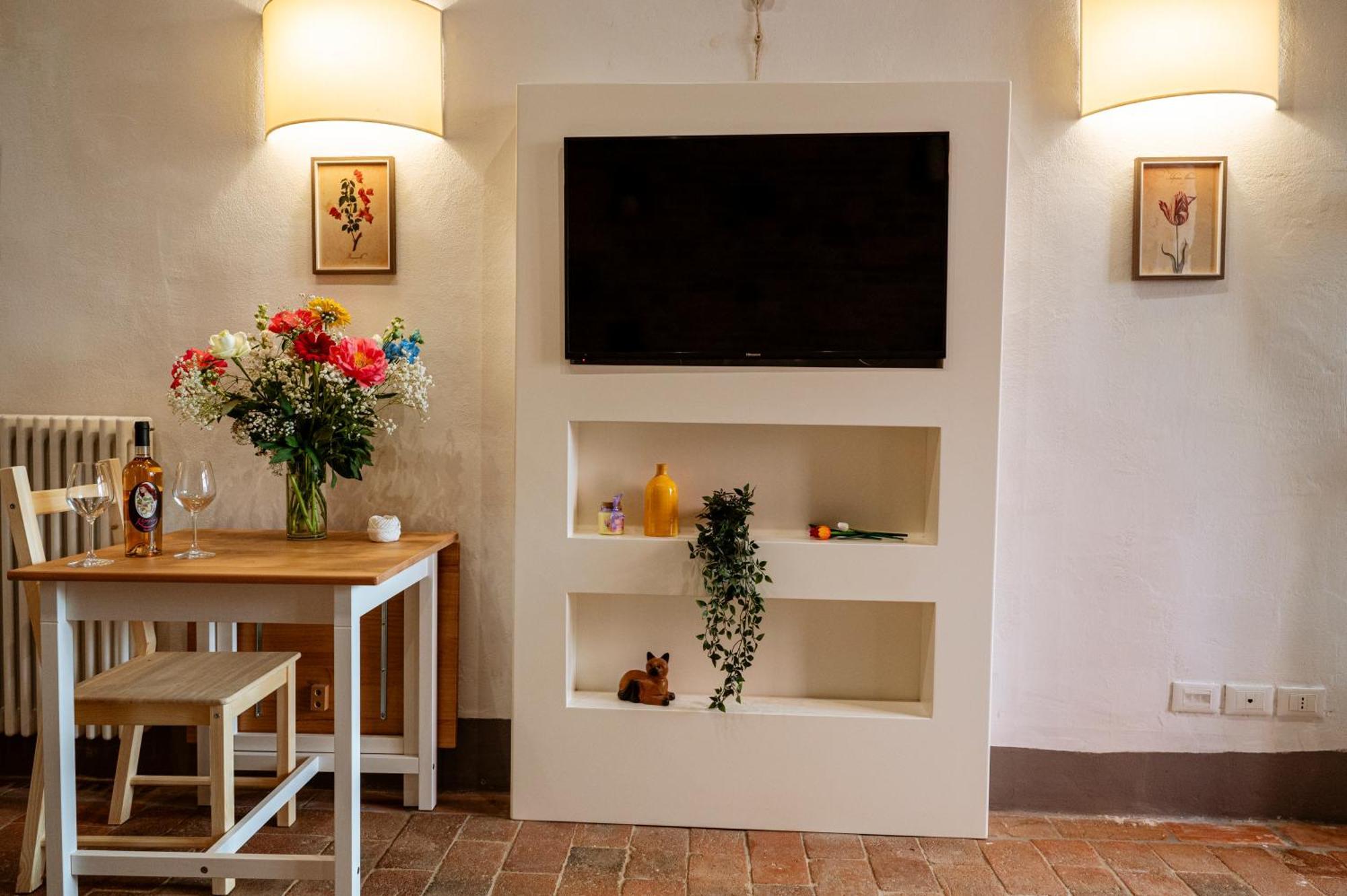 Antica Casa Dei Rassicurati Bed and Breakfast Montecarlo Εξωτερικό φωτογραφία