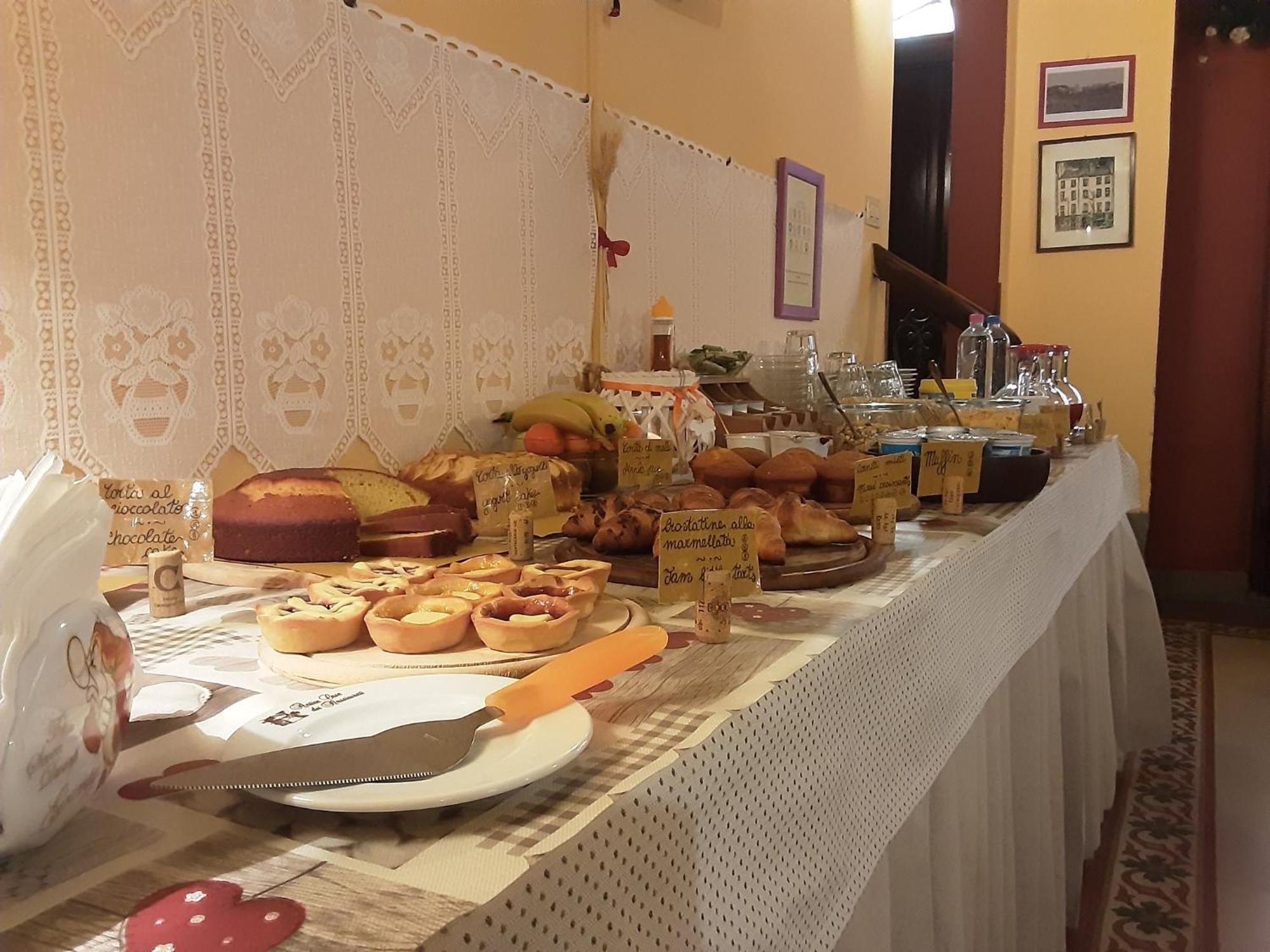 Antica Casa Dei Rassicurati Bed and Breakfast Montecarlo Εξωτερικό φωτογραφία