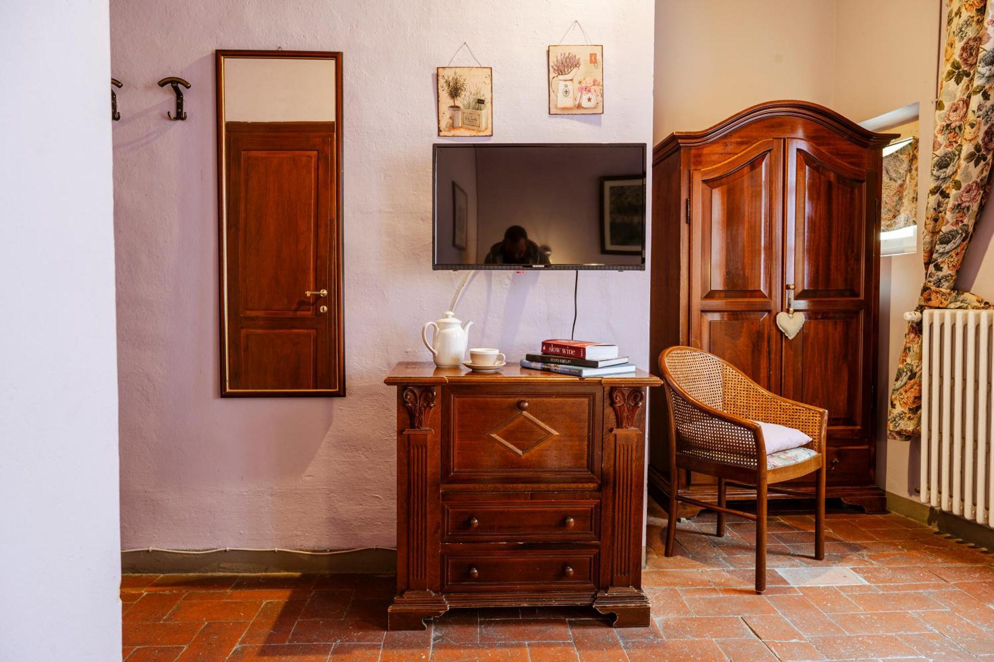 Antica Casa Dei Rassicurati Bed and Breakfast Montecarlo Εξωτερικό φωτογραφία