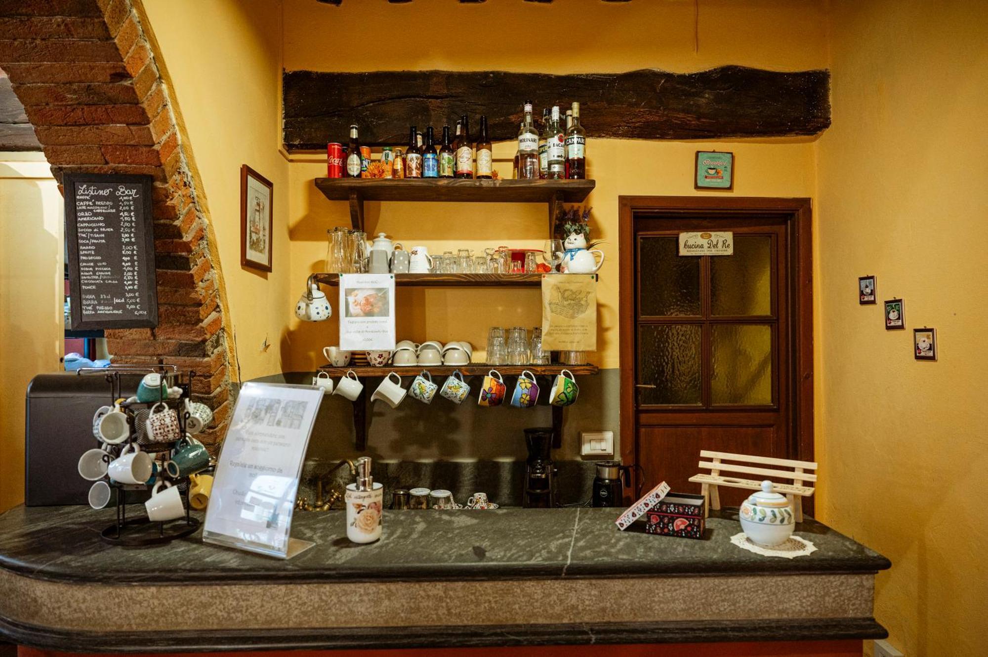 Antica Casa Dei Rassicurati Bed and Breakfast Montecarlo Εξωτερικό φωτογραφία
