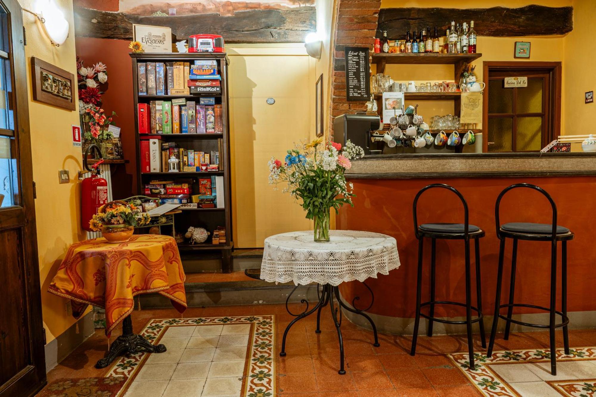 Antica Casa Dei Rassicurati Bed and Breakfast Montecarlo Εξωτερικό φωτογραφία